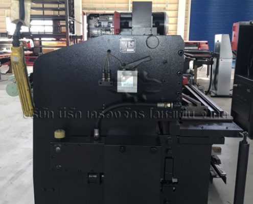 เครื่องตัด ราคาถูก Amada รุ่น M2545 ปี 1991 ตัดหนา 4.5 มม.ยาว 2.50 ม. เป็นระบบ Auto BG-meerakmachine-มีรักแมชชีน (5)