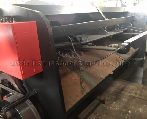 เครื่องตัด ราคาถูก Amada รุ่น M3045 ปี 1991ด่วนเครื่องอยู่ไทยแล้ว-meerakmachine-มีรักแมชชีน (3)