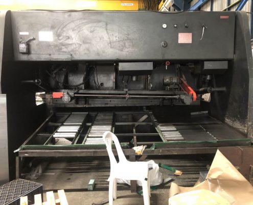 เครื่องตัด Amada มือสอง รุ่น H3013 ปี 1989 - Meerakmachineมีรักแมชชีน (7)