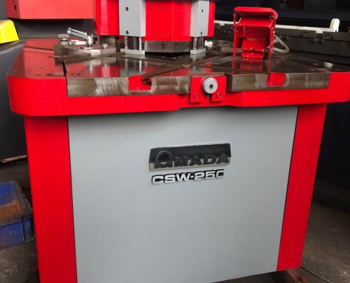 เครื่องบากมุม Amada รุ่น CSW -250-meerakmachine-มีรักแมชชีน (2)